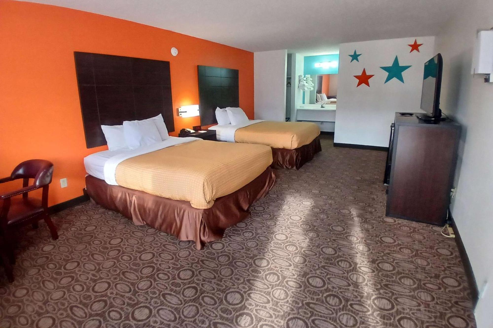 Howard Johnson By Wyndham Branson Theatre District Exteriör bild